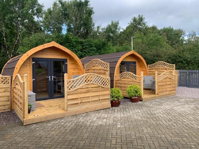 Conifer Cabins Fort William Exterior foto