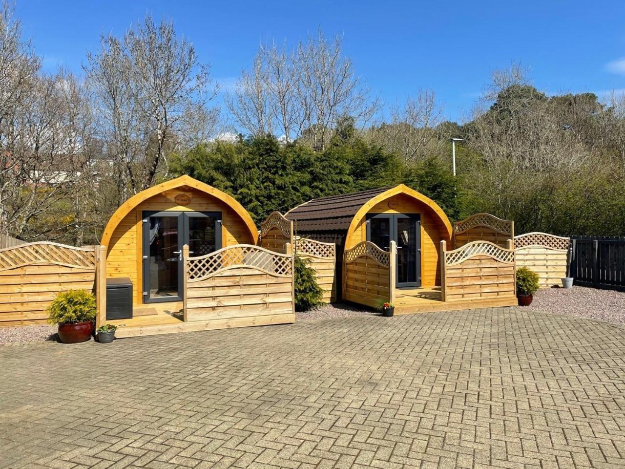 Conifer Cabins Fort William Exterior foto